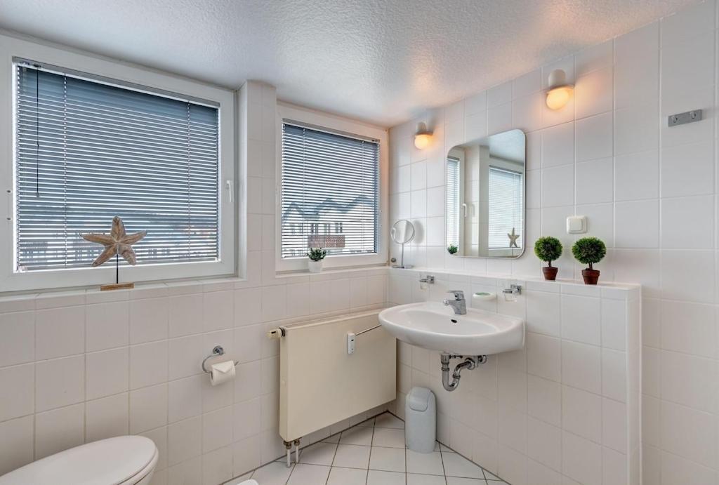 Grosse Schoene 3 Zimmer Ferienwohnung - 100 Qm - In Strandnaehe Fuer 6 Personen!! Heringsdorf  Exteriör bild